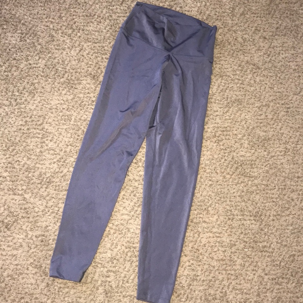 Grey shiny leggings